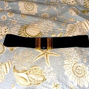Vintage stretchy belt snakeskin embossed brown leather and brass buckle